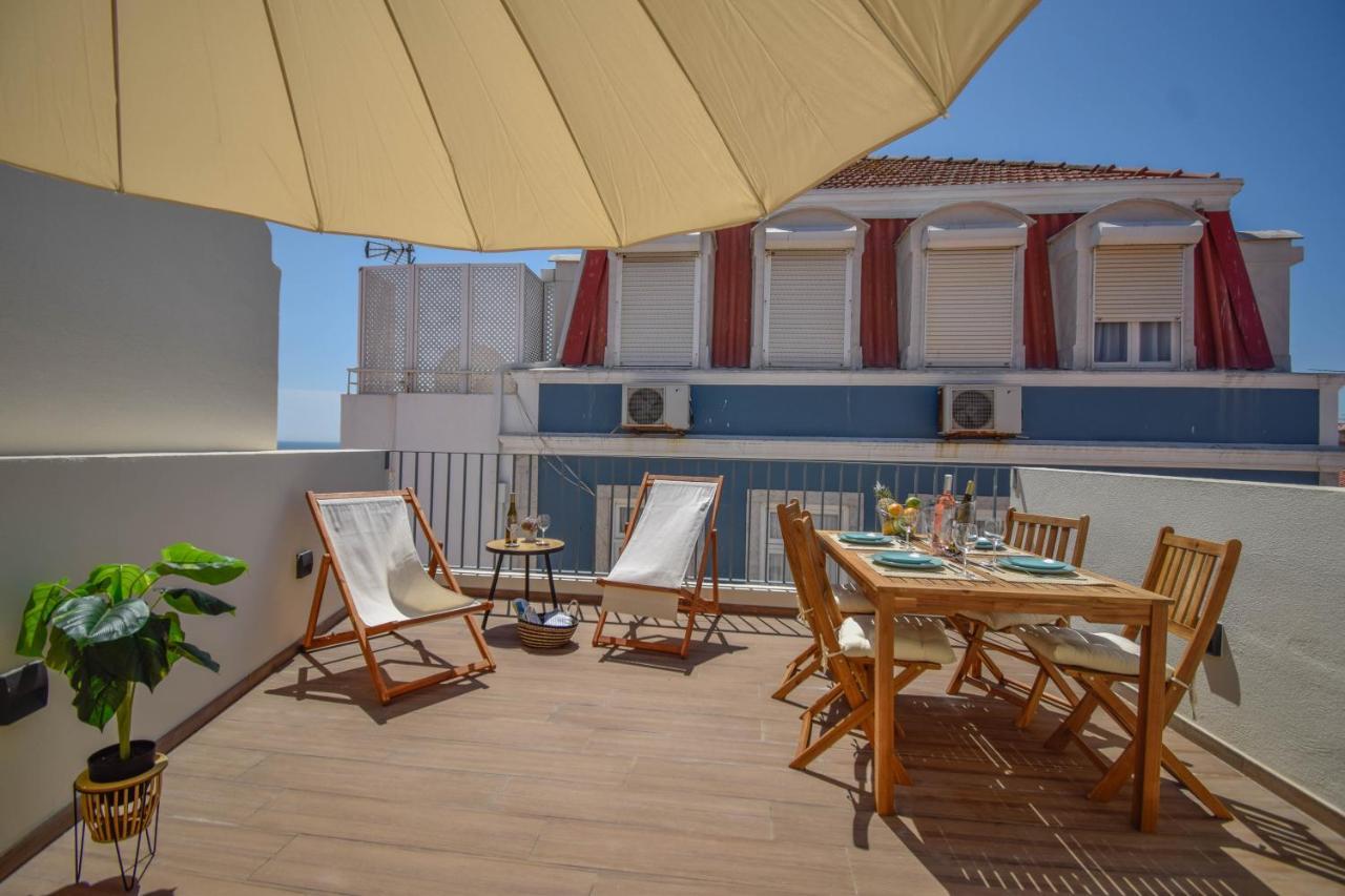Central & Stylish 2 Bedroom Apartment W/ Balcony Cascais Exterior photo
