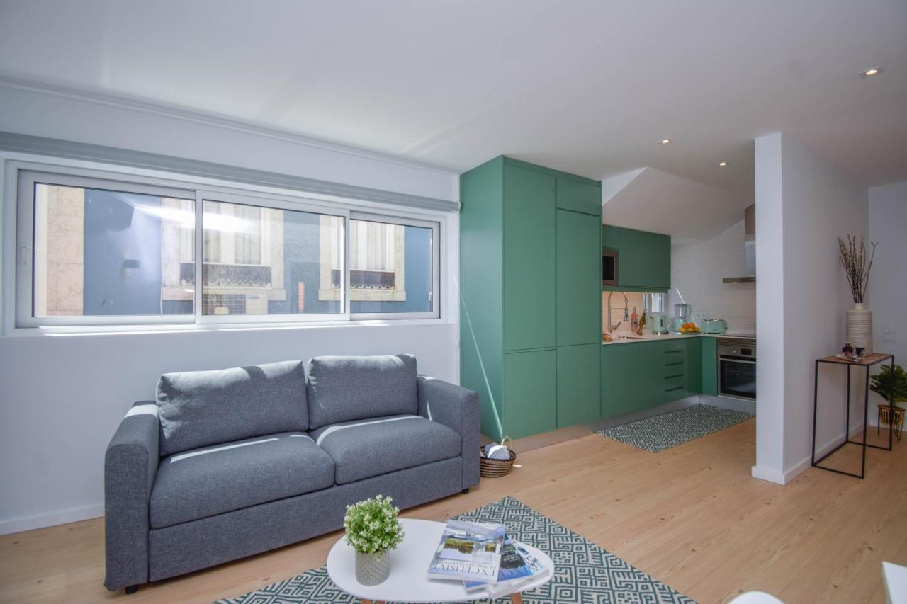 Central & Stylish 2 Bedroom Apartment W/ Balcony Cascais Exterior photo